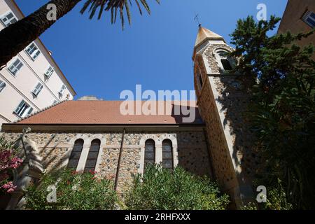 Église anglicane, officiellement l'église Sainte Trinité d'Ajaccio est située dans le quartier des etrangers à Ajaccio, en Corse. Banque D'Images