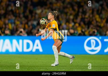 Sydney, Australie. Août 16 2023 : Hayley Raso (Australie) contrôle le ballon pendant un match, à, . Kim Price/CSM Banque D'Images