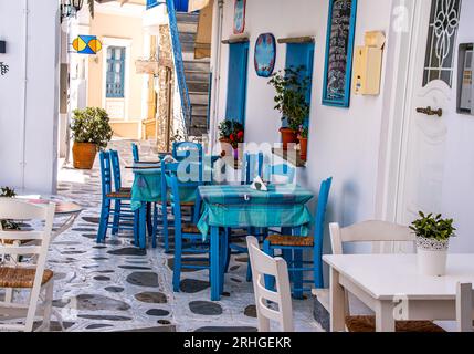 Scènes de rues colorées de l'île de Tinos, la Grèce, les îles Cyclades sur la mer Égée Banque D'Images