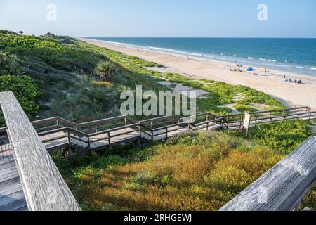 Vue depuis la terrasse d'observation de la promenade de la plage à North Beach Guana River Preserve le long de la Scenic Highway A1A à Ponte Vedra Beach, Floride. (ÉTATS-UNIS) Banque D'Images