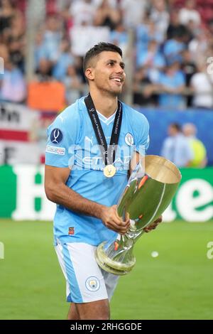 Pirée, Grèce. 16 août 2023. RODRI, de Manchester City, célèbre, comme ils sont couronnés champions après le match de Super coupe de l'UEFA 2023 entre Manchester City et Séville. USAGE ÉDITORIAL UNIQUEMENT ! Non destiné à UN USAGE commercial ! Banque D'Images