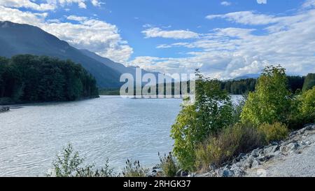 Le sentier Eagle Run à Brackendale, Squamish, Colombie-Britannique, Canada Banque D'Images