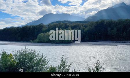 Le sentier Eagle Run à Brackendale, Squamish, Colombie-Britannique, Canada Banque D'Images