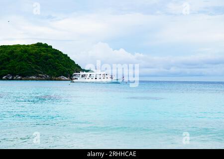 Croisière sur l'île de Racha Noi par Scubanet Banque D'Images