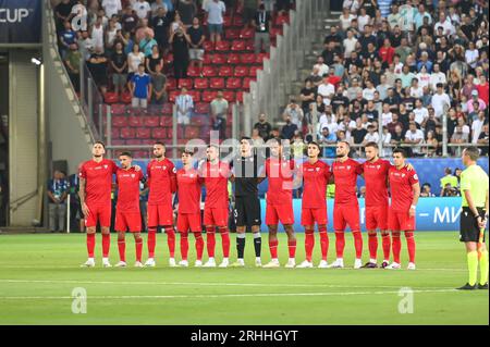 Pirée, Lombardie, Grèce. 16 août 2023. Sevilla FC avant le match de Super coupe de l'UEFA entre Manchester City et Sevilla FC au stade Georgios Karaiskakis le 16 août 2023, au Pirée, Grèce. (Image de crédit : © Stefanos Kyriazis/ZUMA Press Wire) USAGE ÉDITORIAL SEULEMENT! Non destiné à UN USAGE commercial ! Banque D'Images