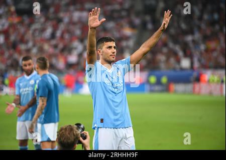 Pirée, Lombardie, Grèce. 17 août 2023. 16 RODRIGO de Manchester City après avoir remporté le match de Super coupe de l'UEFA entre Manchester City et Sevilla FC au Georgios Karaiskakis Stadium le 16 août 2023, au Pirée, Grèce. (Image de crédit : © Stefanos Kyriazis/ZUMA Press Wire) USAGE ÉDITORIAL SEULEMENT! Non destiné à UN USAGE commercial ! Banque D'Images