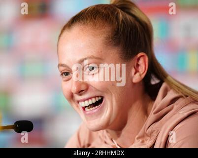 Photo de dossier datée du 14-08-2023 de l'anglaise Keira Walsh qui a juré que l'Angleterre était déterminée à honorer ses coéquipiers blessés et à « faire le travail » lorsqu'ils affronteront l'Espagne lors de la finale de la coupe du monde de dimanche. Date de publication : jeudi 17 août 2023. Banque D'Images