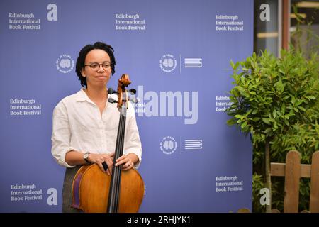 Édimbourg Écosse, Royaume-Uni 17 août 2023. Simone Seales au Festival international du livre d'Édimbourg. crédit sst/alamy live news Banque D'Images