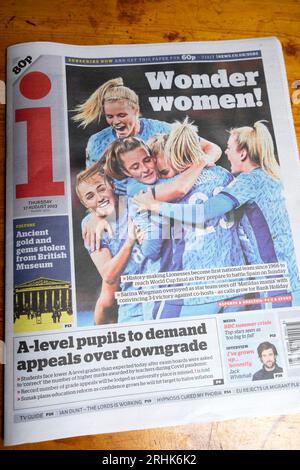 'Wonder Women!' Le journal Lionnes i fait la une après la victoire de l'Angleterre sur l'Australie à la coupe du monde féminine Fifa le 17 août 2023 Londres Royaume-Uni Banque D'Images