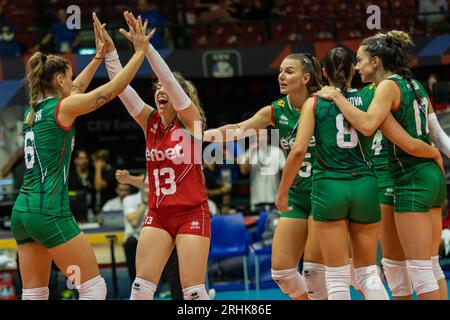 Monza, Italie. 17 août 2023. Femmes - Bosnie-Herzégovine vs Bulgarie, Volleyball Intenationals à Monza, Italie, août 17 2023 crédit : Independent photo Agency/Alamy Live News Banque D'Images