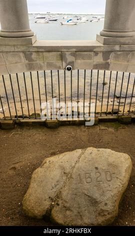 Plymouth Rock dans Pilgrim Memorial State Park à Plymouth ma Banque D'Images