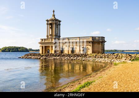 Partiellement submergée Normanton Church, Rutland Water, Rutland, Angleterre Banque D'Images