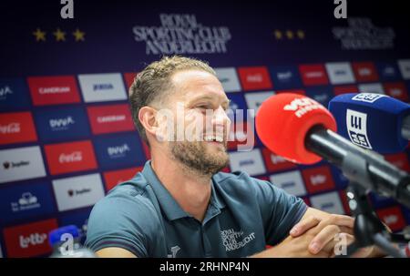 Bruxelles, Belgique. 18 août 2023. Le nouveau joueur d'Anderlecht Mats rites photographié lors d'une conférence de presse du club de première division RSC Anderlecht, vendredi 18 août 2023 à Bruxelles, pour discuter de leur prochain match dans les championnats de Belgique. BELGA PHOTO VIRGINIE LEFOUR crédit : Belga News Agency/Alamy Live News Banque D'Images