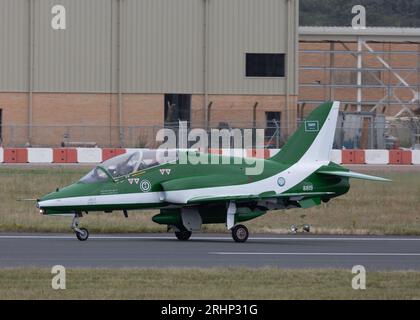 Équipe de voltige de formation de la Royal Saudi Air Force au Royal International Air Tattoo de 2023 Banque D'Images