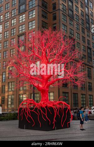 Sculpture d'un vieil arbre sur la High Line à Manhattan NYC Banque D'Images