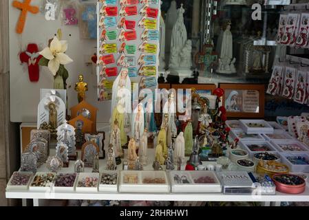 FATIMA LISBONNE 2023/08/18, le Sanctuaire de notre-Dame du Rosaire de Fatima est l'un des sanctuaires mariaux les plus importants. En 1917, les trois petits Banque D'Images