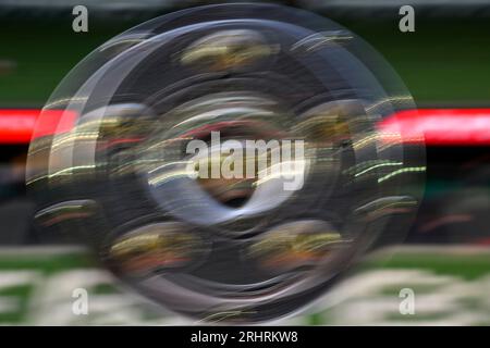 Feature, le trophée du championnat, football 1e Bundesliga, 1e journée de match, SV Werder Bremen (HB) - FC Bayern Munich (M), le 18 août 2023 à Brême / Allemagne. La réglementation #DFL interdit toute utilisation de photographies comme séquences d'images et/ou quasi-vidéo # Banque D'Images