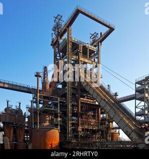 Haut fourneau, usine industrielle déclassée Phoenix-West dans le district de Hoerde, Allemagne, Rhénanie du Nord-Westphalie, région de la Ruhr, Dortmund Banque D'Images