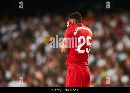 Giorgi Mamardashvili (Valencia CF, #25) réagit lors du match de LaLiga entre Valencia CF et UD Las Palmas à Mestalla le 18 août 2023 à Valencia, SP Banque D'Images