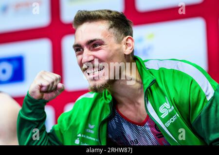 Duesseldorf, Allemagne. 07 juillet 2023. Gymnastique : gymnastique de l'appareil, PSD Bank Dome, Championnats d'Allemagne, décision tout autour, hommes : Nick Klessing Cheers. Crédit : Tom Weller/dpa/Alamy Live News Banque D'Images