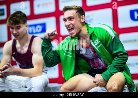 Duesseldorf, Allemagne. 07 juillet 2023. Gymnastique : gymnastique de l'appareil, PSD Bank Dome, Championnats d'Allemagne, décision tout autour, hommes : Nick Klessing Cheers. Crédit : Tom Weller/dpa/Alamy Live News Banque D'Images