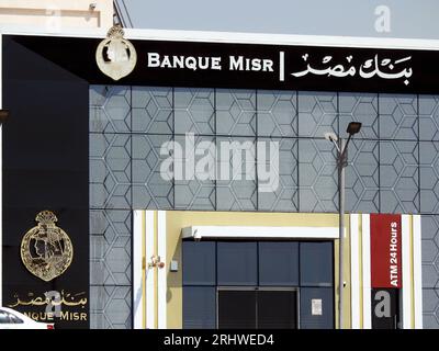 Le Caire, Egypte, juillet 21 2023 : Banque Misr ou Egypt Bank Building, banque égyptienne co-fondée par l'industriel Joseph Aslan Cattaui Pacha et l'économiste Tal Banque D'Images