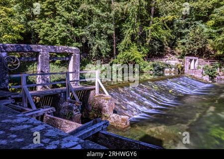 BADEN-WUERTTEMBERG : BLAUBEUREN - BLAUTOPF Banque D'Images