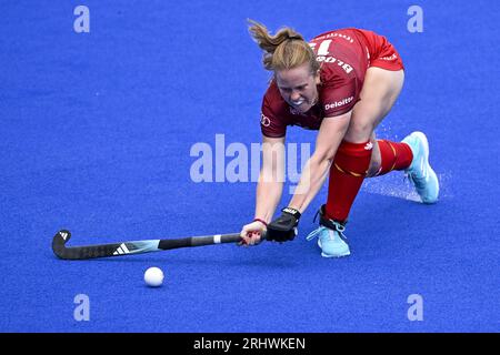 Monchengladbach, Allemagne. 19 août 2023. La Belge Vanessa Blockmans photographiée en action lors d'un match de hockey entre l'équipe nationale belge de hockey féminin Red Panthers et l'Italie, samedi 19 août 2023 à Monchengladbach, en Allemagne, match 1/3 dans la poule des championnats d'Europe de hockey féminin. Les championnats EuroHockey 2023 ont lieu du 18 au 27 août 2023. BELGA PHOTO DIRK WAEM crédit : Belga News Agency/Alamy Live News Banque D'Images
