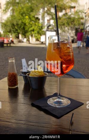 Aperol Spritz à Milan Banque D'Images