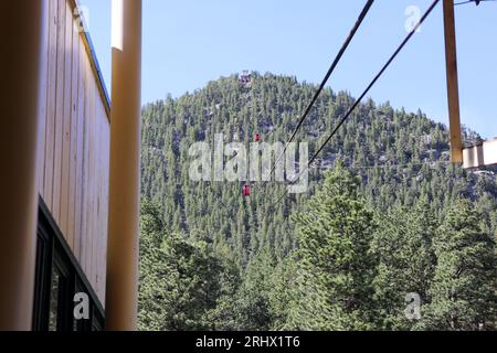 Photos de voiture de tramway Estes Park Colorado Sky . Photo de haute qualité Banque D'Images