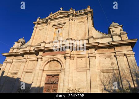 Collégiale notre-Dame-des-Anges, Isle-sur-la-Sorgue, Vaucluse, Provence, France Banque D'Images