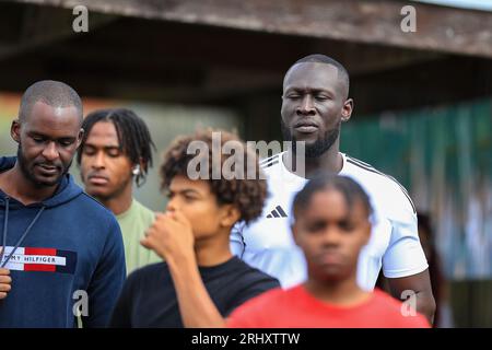 Horley, Royaume-Uni. 19 août 2023. Stormzy lors du match de tour préliminaire de la coupe FA Cup de Horley Town FC vs AFC Croydon Athletic Emirates à New Defence, Horley, Royaume-Uni le 19 août 2023 Credit : Every second Media/Alamy Live News Banque D'Images