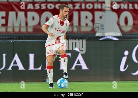 Bari, Italie. 18 août 2023. Giacomo Ricci (SSC Bari) lors du SSC Bari vs Palermo FC, match italien de football Serie B à Bari, Italie, août 18 2023 crédit : Agence photo indépendante/Alamy Live News Banque D'Images