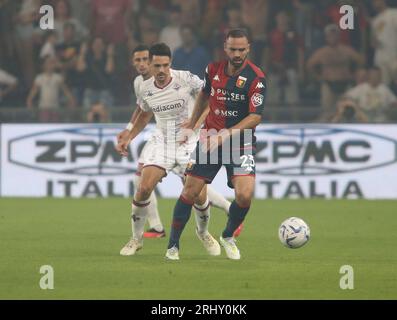 Gênes, Italie. 19 août 2023. Lors de la Serie A italienne, match de football entre Gênes CFC et ACF Fiorentina le 19 août 2023 au stade Luigi Ferraris, Gênes Italie. Photo Nderim KACELI crédit : Agence de photo indépendante/Alamy Live News Banque D'Images