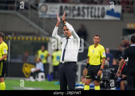 Milan, Italie. 19 août 2023. Simone Inzaghi (#entraîneur-chef du FC Inter), lors du FC Internazionale contre l'AC Monza, Serie A, au stade Giuseppe Meazza. Crédit : Alessio Morgese / Emage Banque D'Images