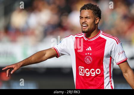 ROTTERDAM, PAYS-BAS - 19 AOÛT : Devyne Rensch (Ajax) lors du match d'Eredivisie entre SBV Excelsior et AFC Ajax au stade van Dongen en de Roo Banque D'Images