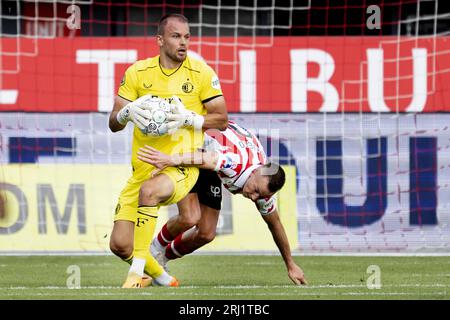 ROTTERDAM -timon Wellenreuther de Feyenoord, Arno Verschueren de Sparta lors du match néerlandais d'Eredivisie entre Sparta Rotterdam et Feyenoord au Sparta Stadion Het Kasteel le 20 août 2023 à Rotterdam, pays-Bas. ANP OLAF KRAAK Banque D'Images