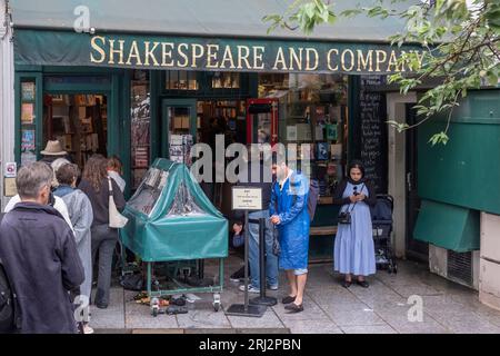 Librairie très célèbre à Paris : Shakespeare and Company près de notre Dame Banque D'Images