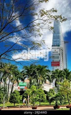 Ho chi minh ville, Vietnam - décembre 9. 2015 : Skyline de la ville avec tour bitexo sur le pont aérien Banque D'Images