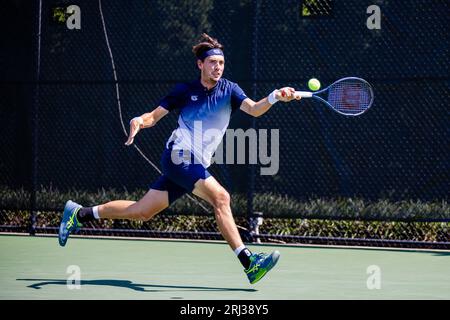 20 août 2023 : Marc-Andrea Huesler retourne le ballon contre Alexander Shevchenko lors du premier tour de l'Open de Winston-Salem 2023 au Wake Forest tennis Complex à Wnston-Salem, NC. (Scott Kinser) (image de crédit : © Scott Kinser/Cal Sport Media) Banque D'Images