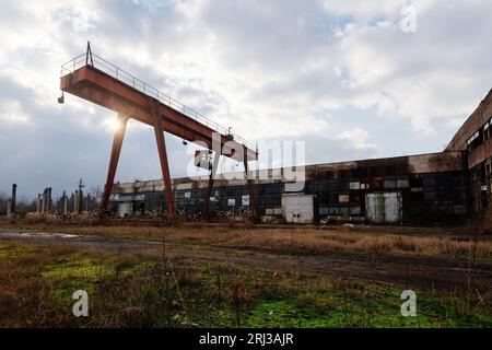 Territoire de la zone industrielle abandonnée en attente de démolition. Banque D'Images