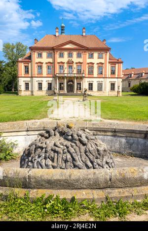 Zamek, Libechov u Melnika, Kokorinsko, Ceska republika / Château de Libechov près de Melnik, Bohême centrale, république tchèque Banque D'Images