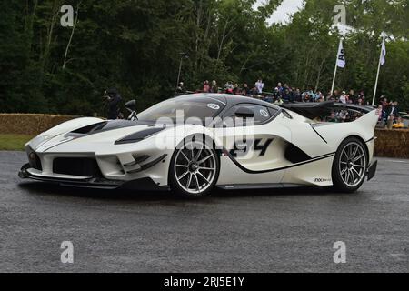 Edward Morris, Patrick Blakeney-Edwards, Ferrari FXX-K, Supercar Run, une occasion de voir, d’entendre et de se rapprocher de la plus prestigieuse du monde Banque D'Images