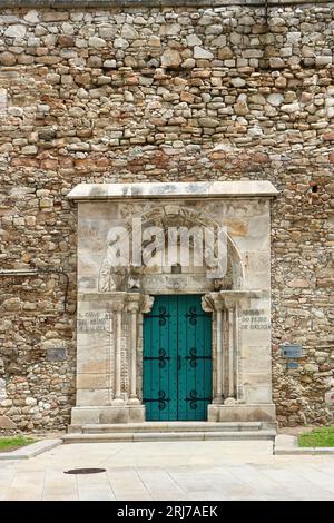 Porte verte à l'entrée de l'Archivo del Reino de Galicia A Coruña Galicia Espagne Banque D'Images