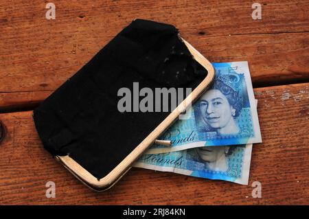 mesdames shabby sac à main et argent, sterling Banque D'Images