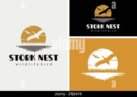 Stork Heron volant au coucher du soleil au-dessus du lac River Creek herbe silhouette nature logo Illustration de Vecteur