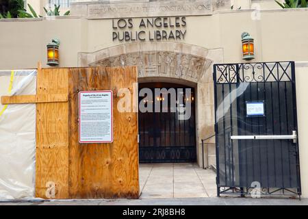Los Angeles, Californie : vue de LOS ANGELES public Library - Central Library au 630 W. 5th Street, Los Angeles Banque D'Images