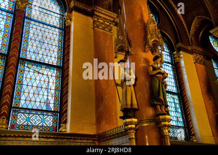 Le salon de la Chambre des pairs dans le bâtiment du Parlement hongrois à Budapest, Hongrie. Banque D'Images