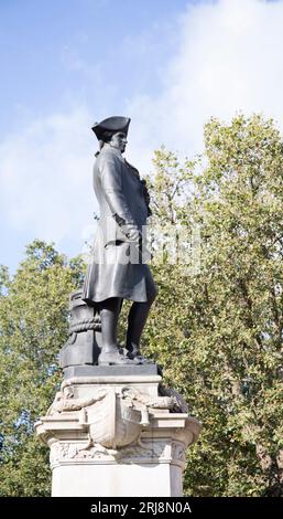 Capitaine James Cook Statue Westminster Londres Banque D'Images