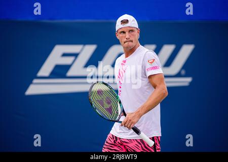 Wnston-Salem, Caroline du Nord, États-Unis. 21 août 2023 : Marton Fucsovics lors du deuxième tour de l'Open de Winston-Salem 2023 au Wake Forest tennis Complex à Wnston-Salem, Caroline du Nord. (Scott Kinser) crédit : CAL Sport Media/Alamy Live News Banque D'Images